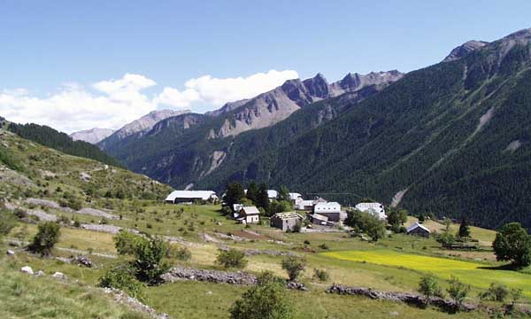  Meyronnes photo meyronnes010x.jpg