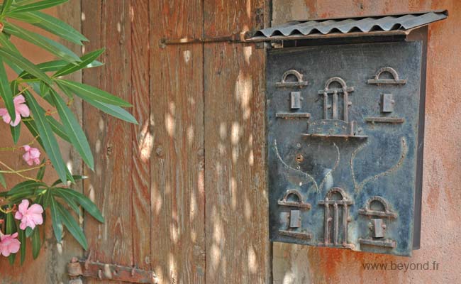  Mezel photo mezel0008b.jpg