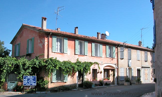  Montauroux photo montauroux0002b.jpg