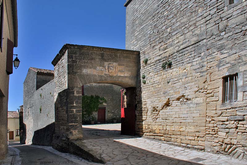  Montpezat photo montpezat0020b.jpg