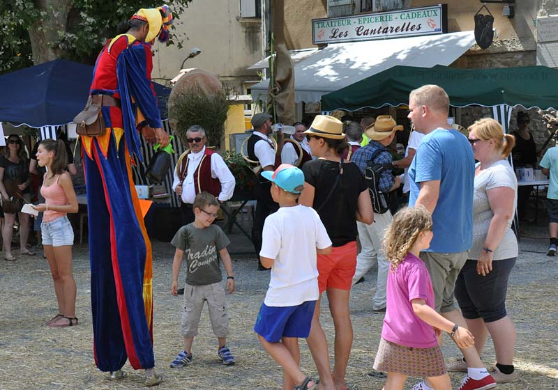  Mornas Medieval photo mornas-medieval0035b.jpg