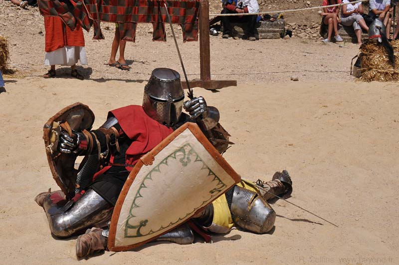  Mornas Medieval photo mornas-medieval0152b.jpg