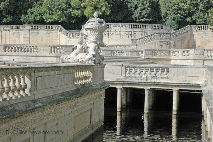  N&icirc;mes photo nimes0074b.jpg