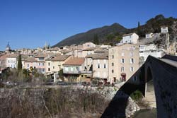  Nyons photo nyons0125b250.jpg