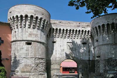 Medieval towers flanking Porte Villeneuve entry