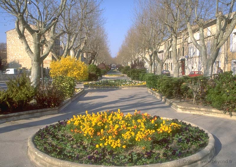  Pertuis photo pertuis029b.jpg