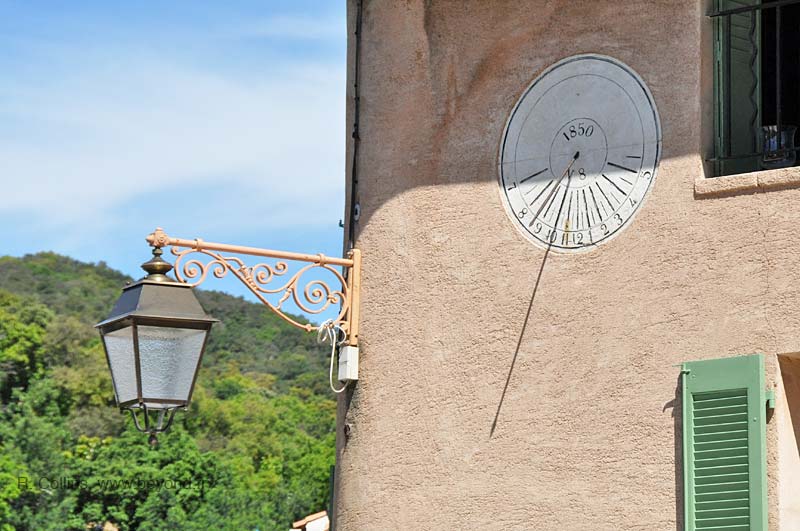  Ramatuelle photo ramatuelle-sundial0002b.jpg
