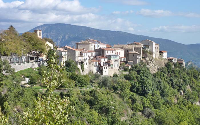  Revest-les-Roches photo revest-roches0014b.jpg