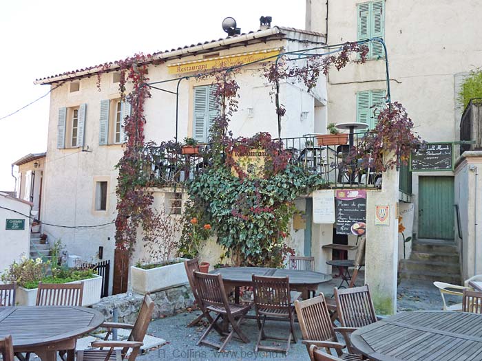  Revest-les-Roches photo revest-roches0030b.jpg