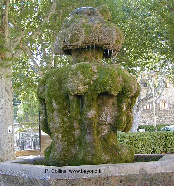  Roque-d'Anthéron photo roque-antheron0017b.jpg