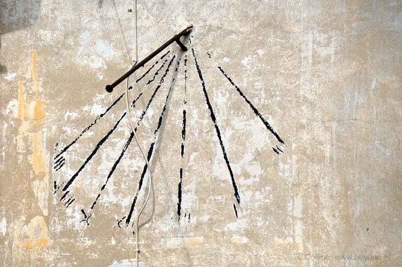  Sabran photo sabran-combe-sundial0007b.jpg