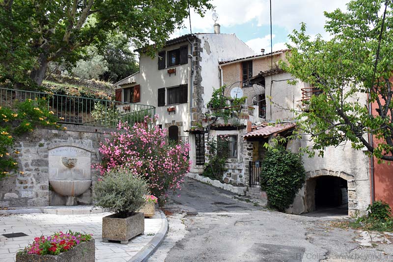  Salernes photo salernes0066b.jpg