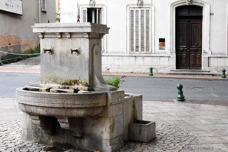  Salernes photo salernes0132b.jpg