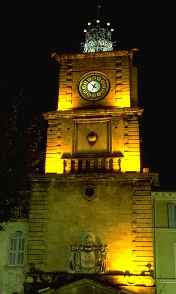  Salon-de-Provence photo salon05b.jpg