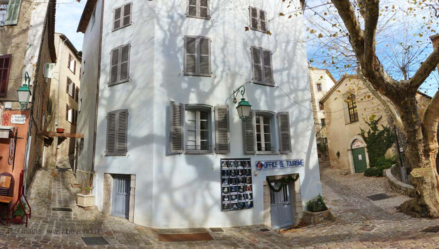  Seillans photo seillans0037pano.jpg