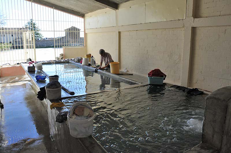  Saint Quentin-la-Potèrie photo st-quentin-poterie-lavoir0014b.jpg
