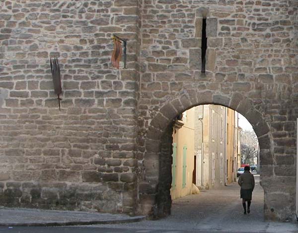  Sainte Cécile-les-Vignes photo stececilevig0022.jpg