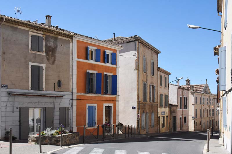  Tour-d'Aigues photo tour-aigues0084b.jpg