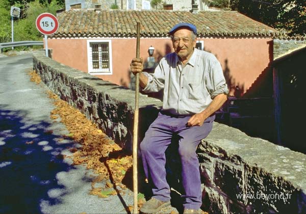  Tour photo tour012b.jpg