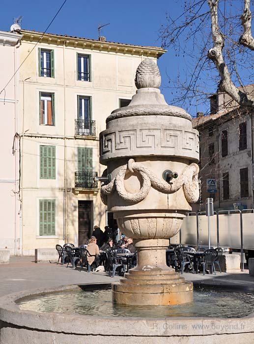  Tourves photo tourves-fountain0011b.jpg