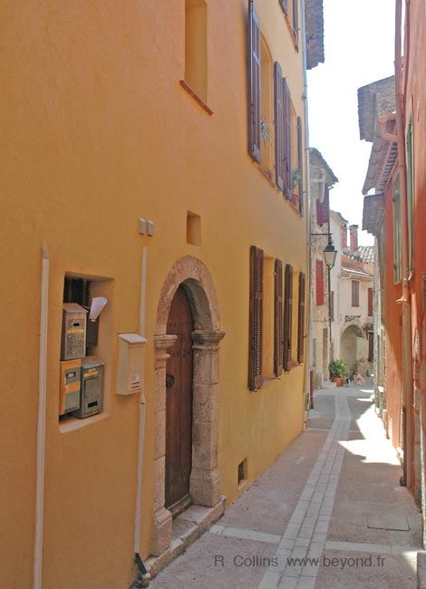  Villecroze photo villecroze0042b.jpg