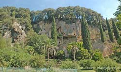  Villecroze Grotto photo villecrozegr0015b250.jpg